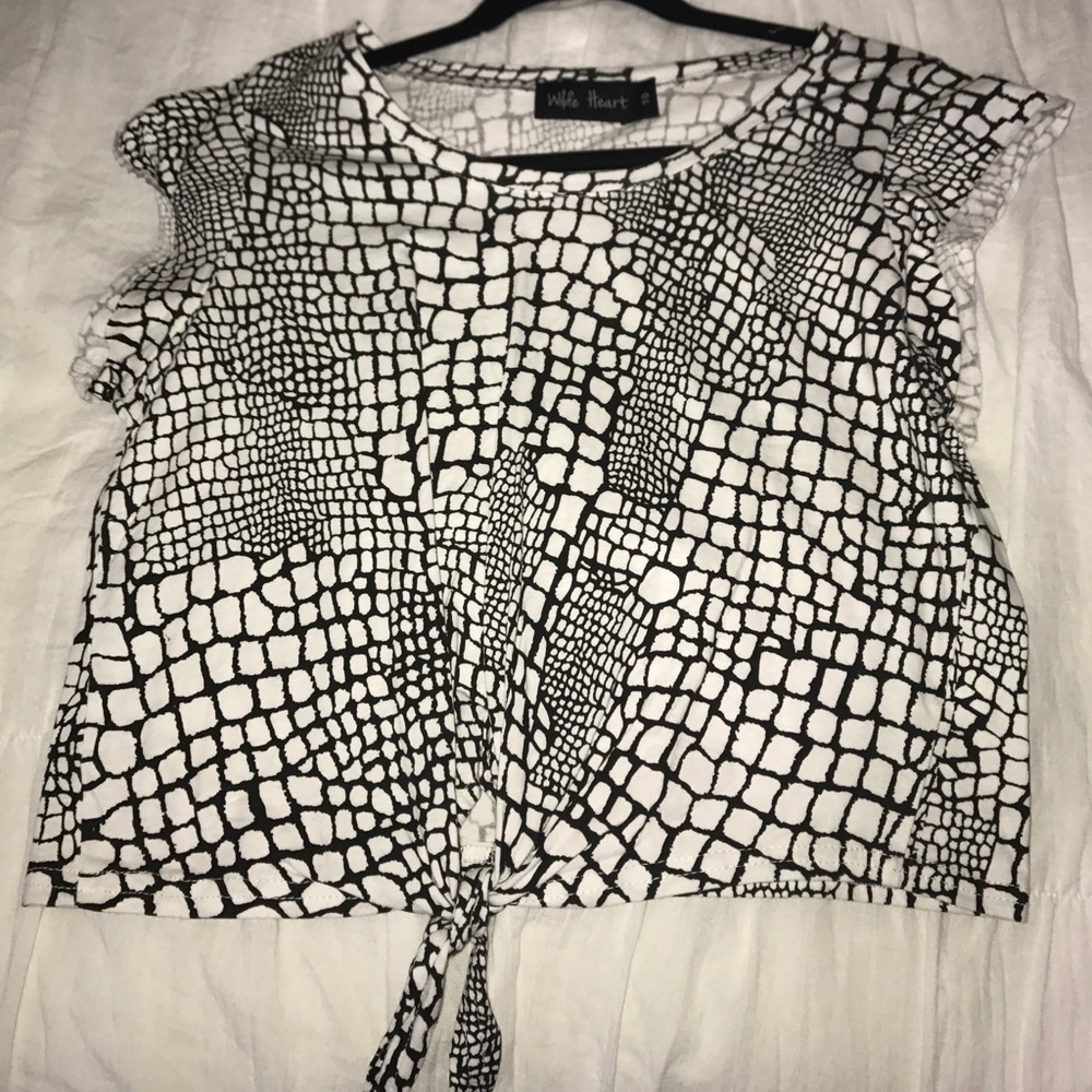 Black and white animal print tee