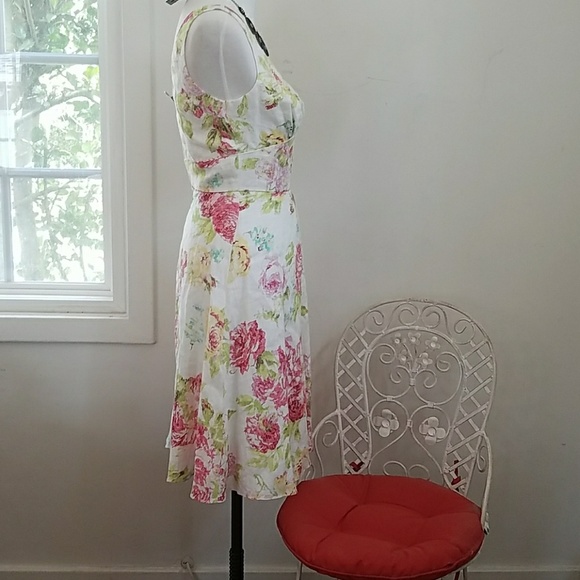 Linen Floral Dress - Picture 3 of 7