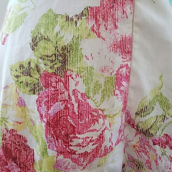 Linen Floral Dress - Picture 7 of 7