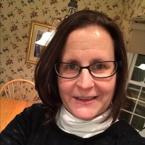 Meet your Posher, Cynthia