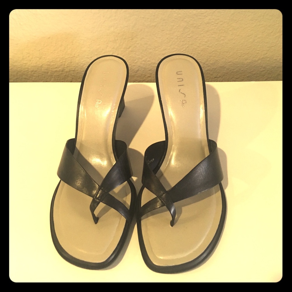Black sandals