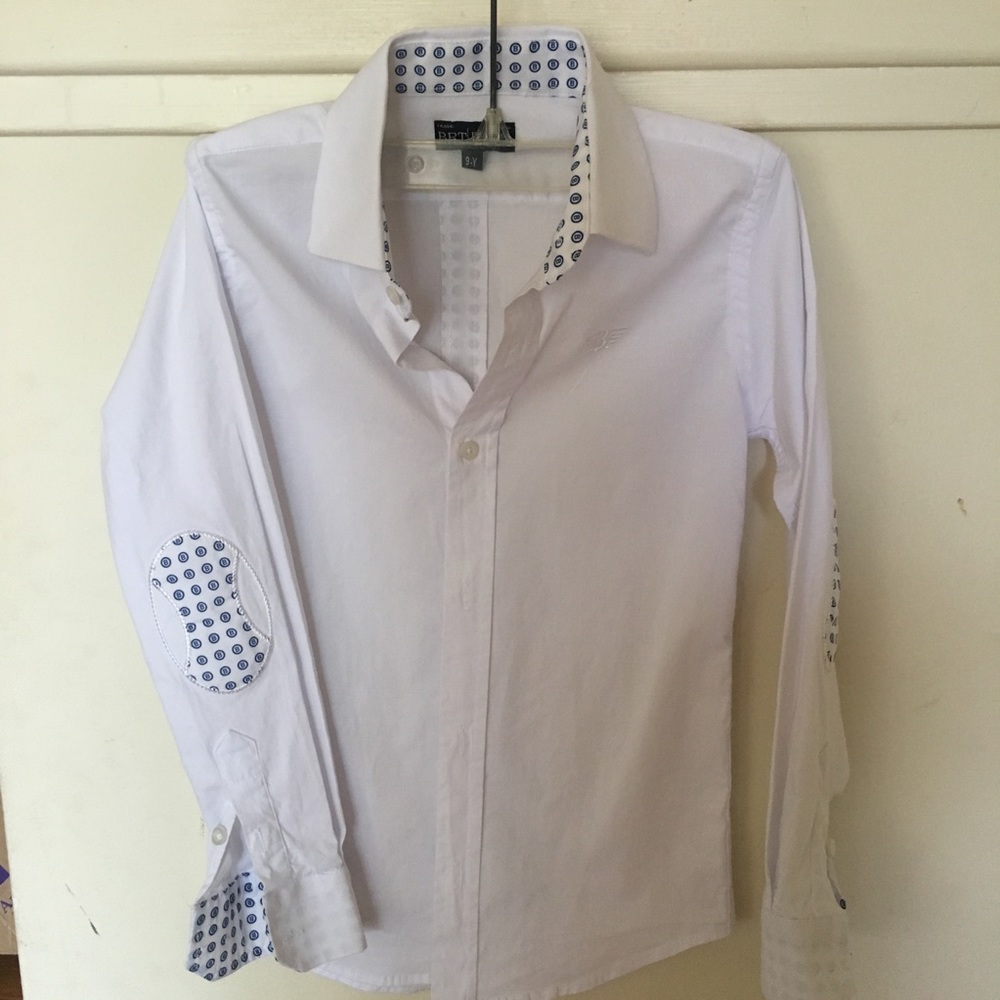 Stylish button down boys shirt size 9