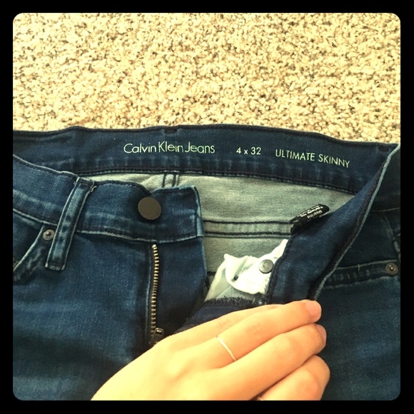 Calvin Klein [4×32] 👖The Ultimate Skinny Jeans👖 - Picture 1 of 4
