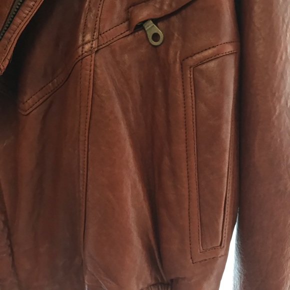 Men's Leather Jacket - Picture 3 of 4