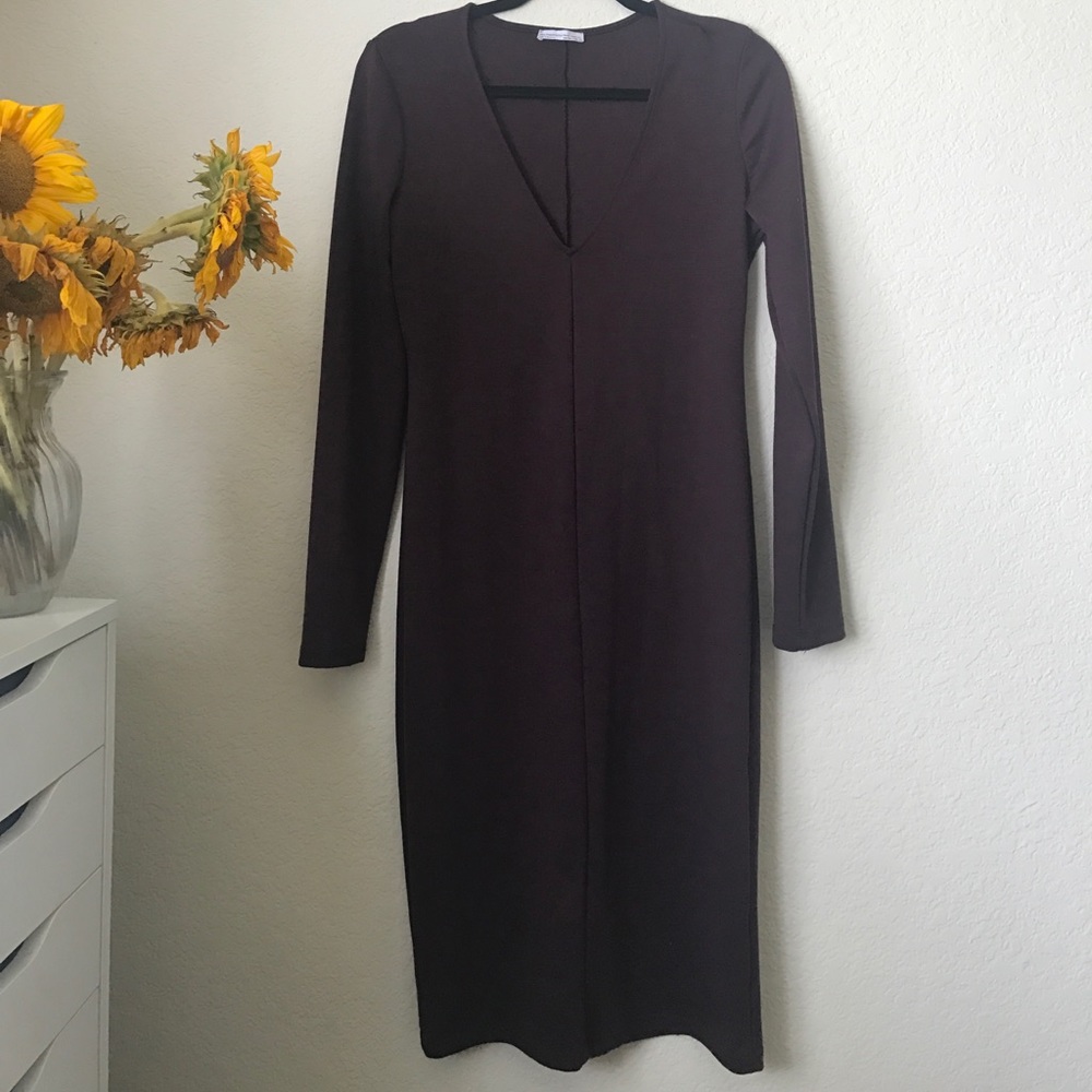 Long sleeve body-con midi dress