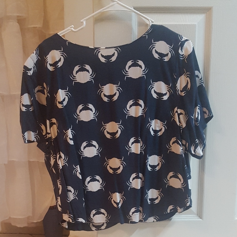 Crab print top