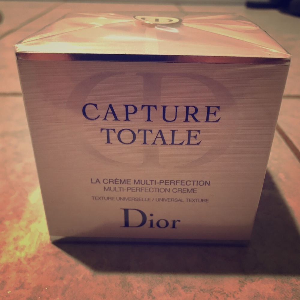 Capture totale universal antiaging face cream dior