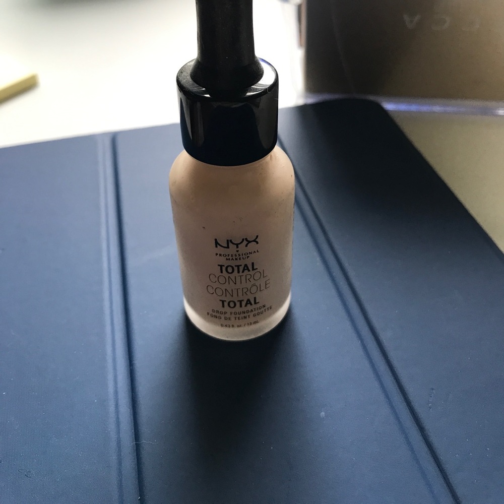 Nyx drop foundation
