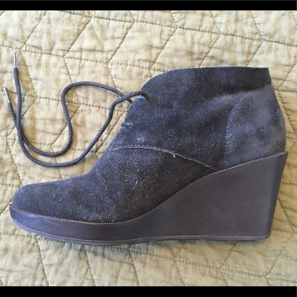 Cole Haan Halley Chukka Booties