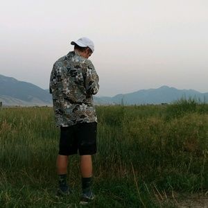 Meet your Posher, Buddy