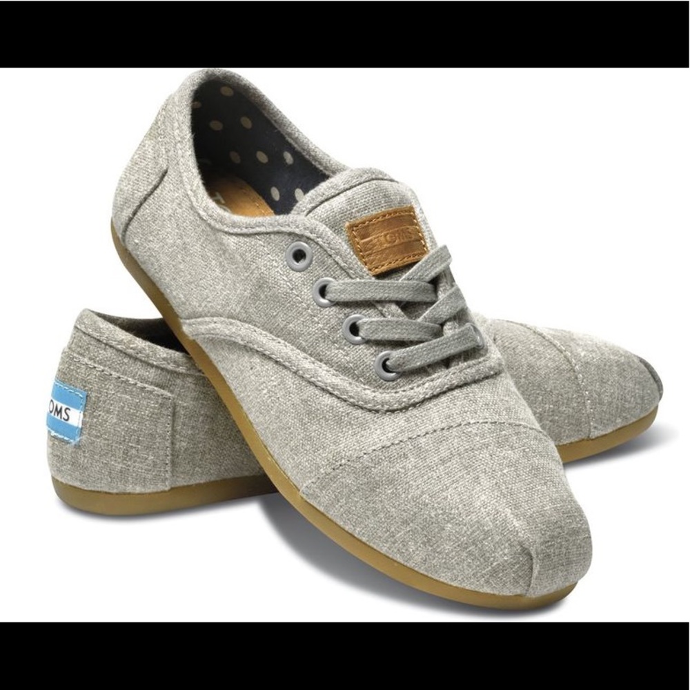 Grey Toms cordones