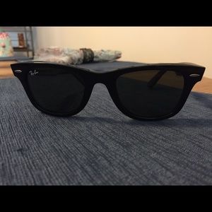 Brand new Ray-Ban Wayfarer sunglasses