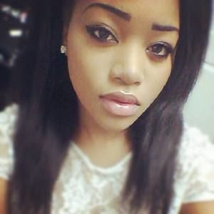 Meet your Posher, Nadiaa