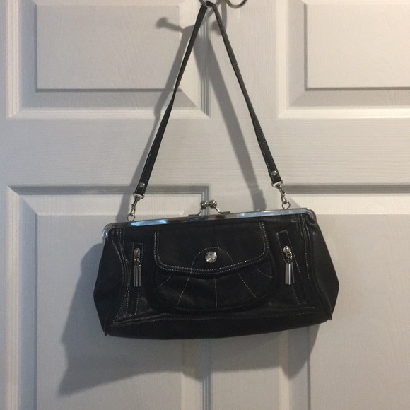 Black Nine West purse - Picture 1 of 7