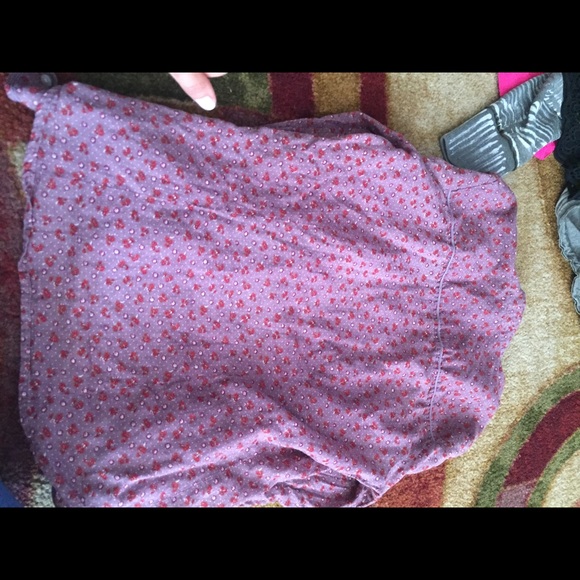 Button up - Picture 3 of 4