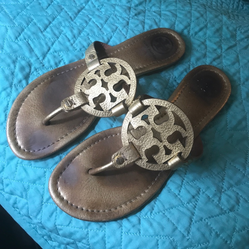 ✨TORY BURCH GOLD MILLER SANDALS✨