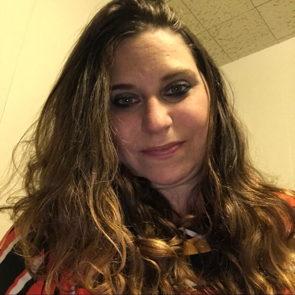 Meet your Posher, Elice