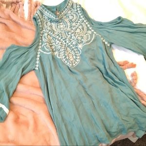 Cold shoulder embroidered top