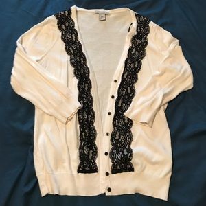 White with black lace cardigan S