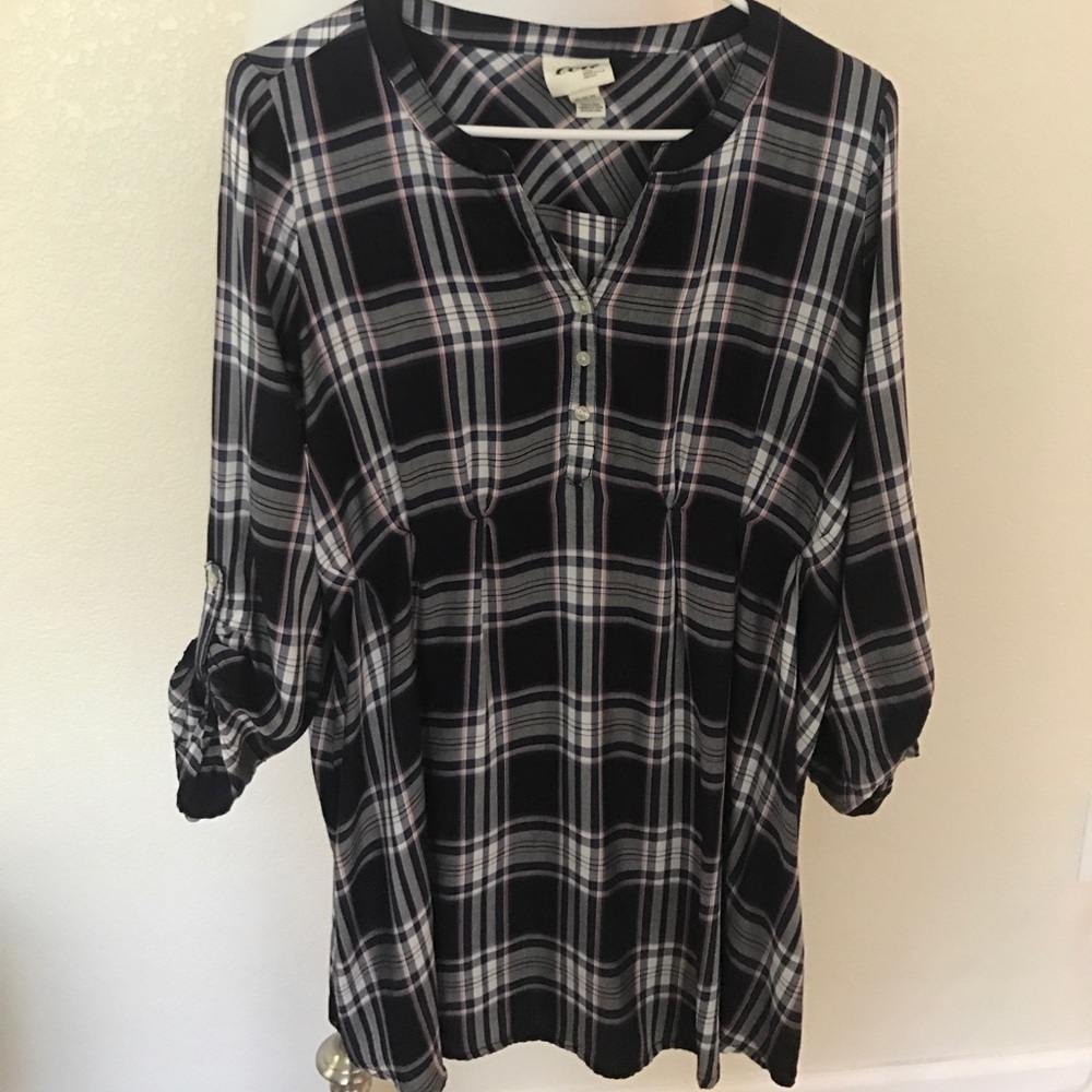 Gently used, plaid maternity shirt, size medium