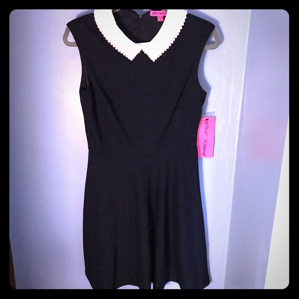 NWT, Betsy Johnson 50's style cocktail dress 6