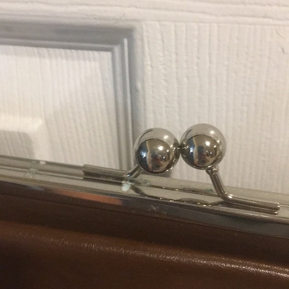 Brown Nine West purse - Picture 4 of 6