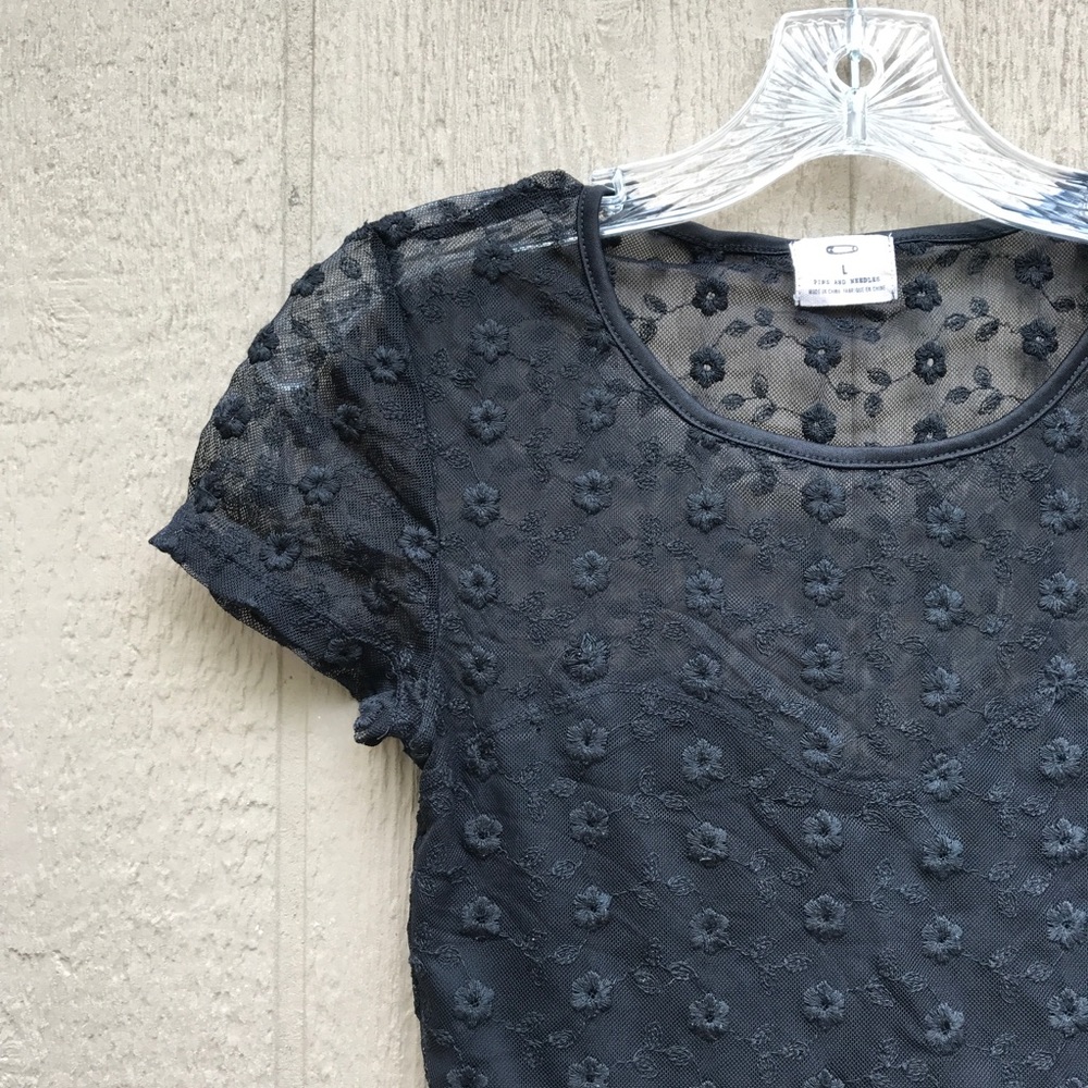 UO Lace Crop Top