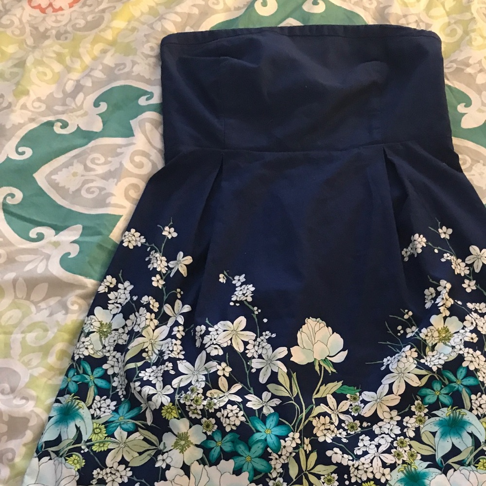 Fun, flirty floral strapless dress