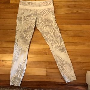 Lululemon gym pants