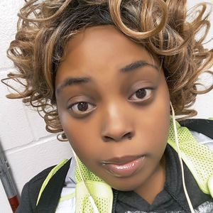 Meet your Posher, Jasmine