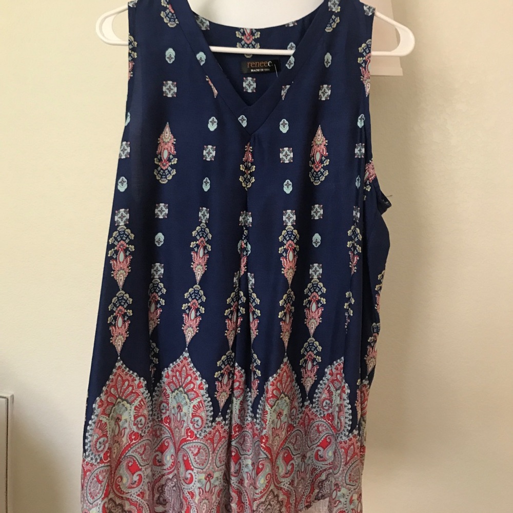 Never worn, sleeveless maternity blouse, with tags