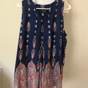 Never worn, sleeveless maternity blouse, with tags