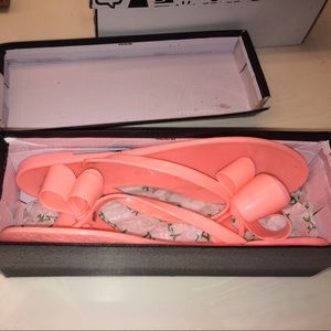 Dizzy peach lounge bow sandals size 9 women's
