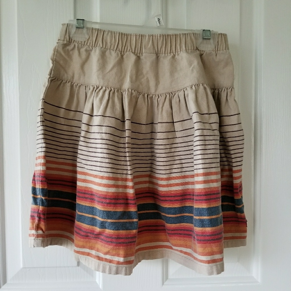 Tea collection skirt sz 8
