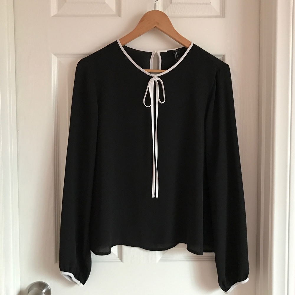 F21 Long sleeve top, Size: Medium