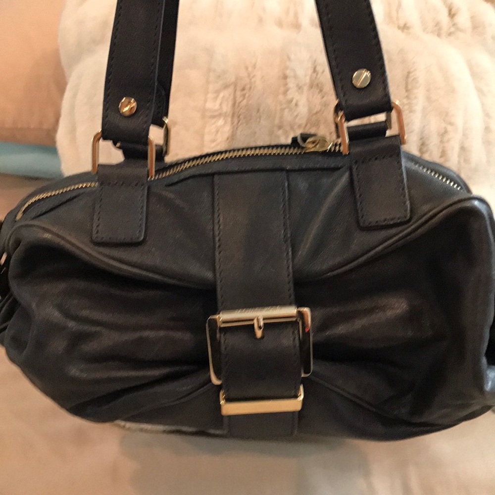 Like-new Michael Kors navy blue handbag 👜