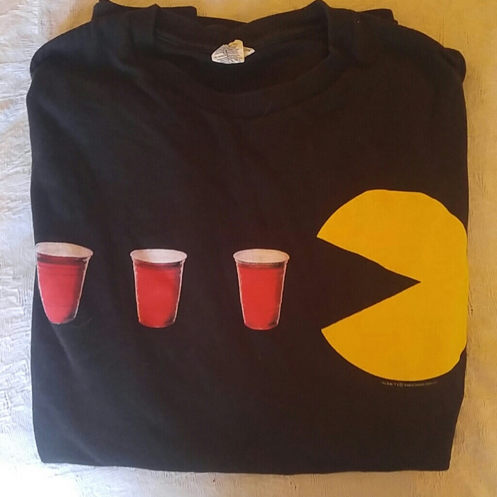 Funny beer pong pacman t shirt