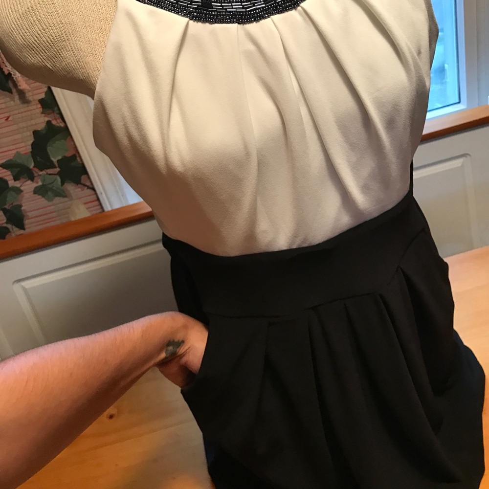 GONE TO GOODWILL!! Black off white dress - Picture 5 of 8