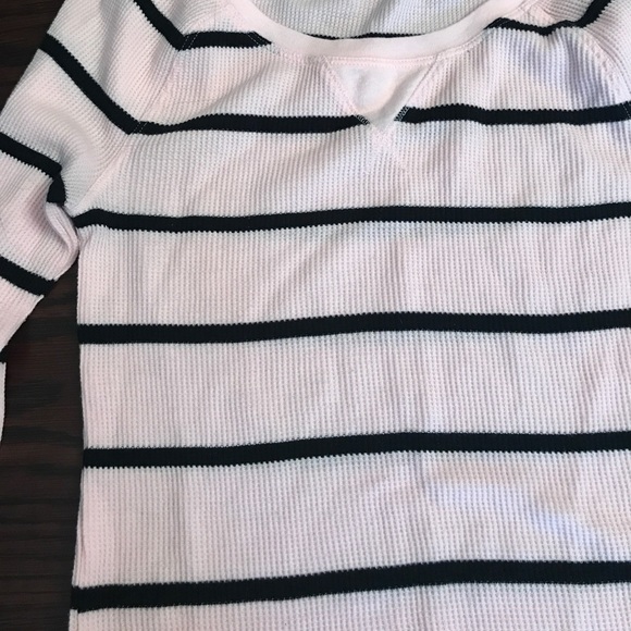 PINK Black and baby pink stripe long sleeve - Picture 2 of 4