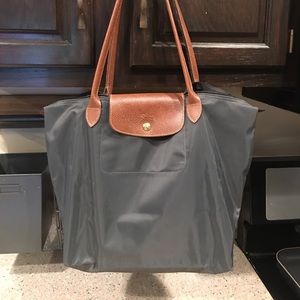 Longchamp tote