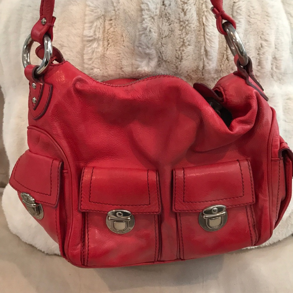 Authentic Marc Jacobs small shoulder bag.