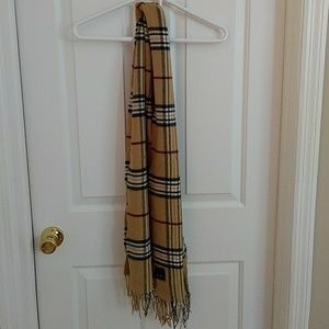 Lord and Taylor scarf