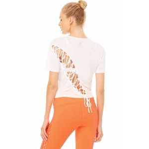 ALO YOGA ENTWINE SHORT SLEEVE