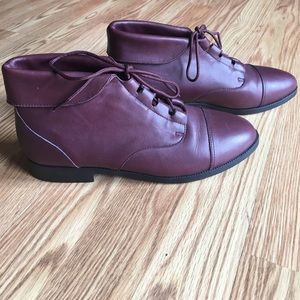 Maroon fold over booties