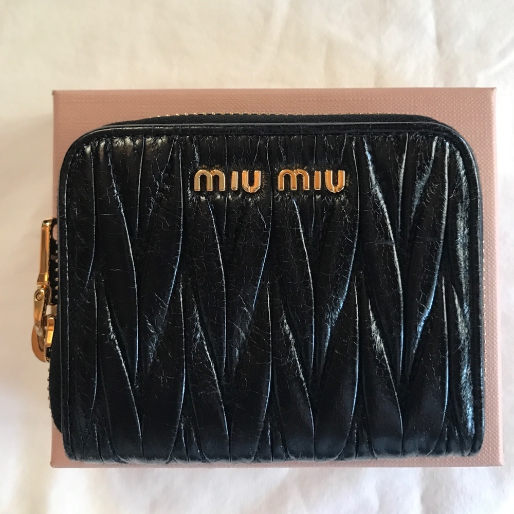 Miu Miu Portamonte Matelasse'lux Coin/Card Holder