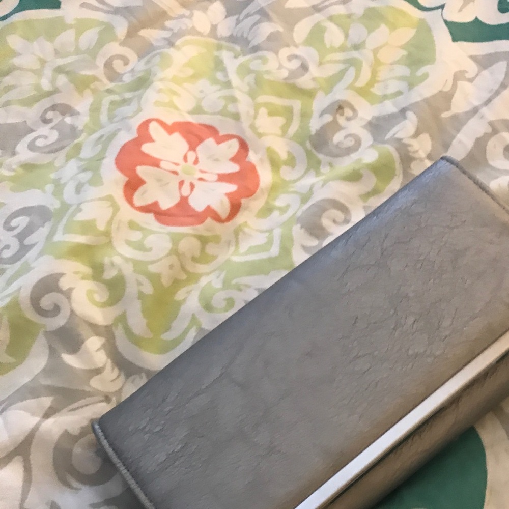 Silver clutch purse