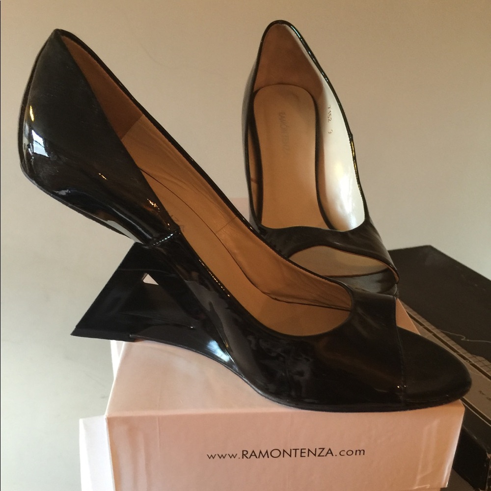 Ramon tenza ladies heels. Cool geometric design