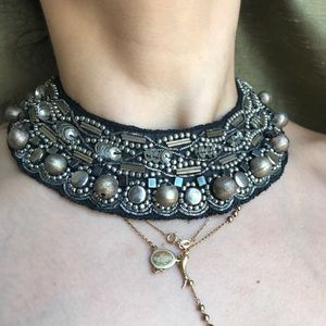 Beaded collar necklace