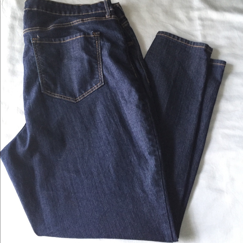 Old Navy super skinny dark wash denim. Worn once