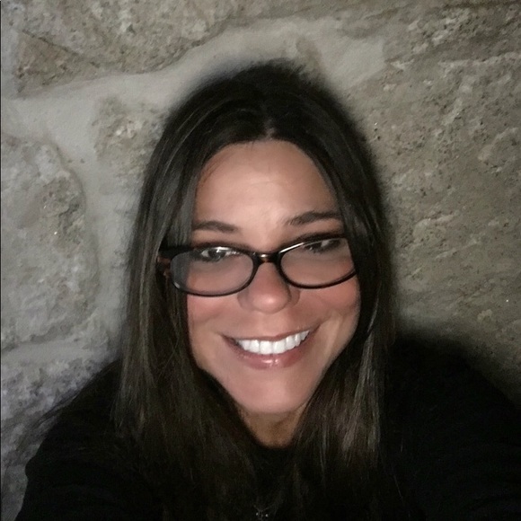 Meet your Posher, Lillian - Picture 8 of 9